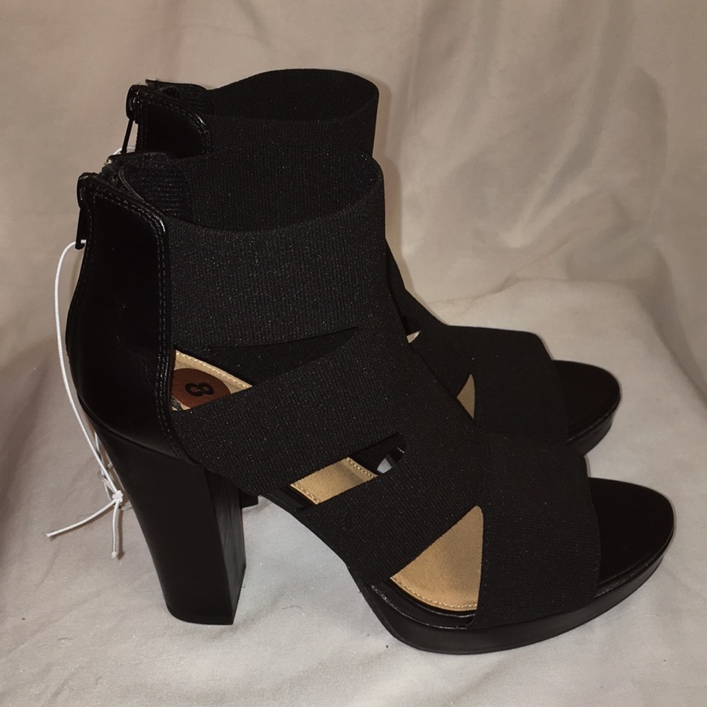 Report heels - Picture 2 of 5